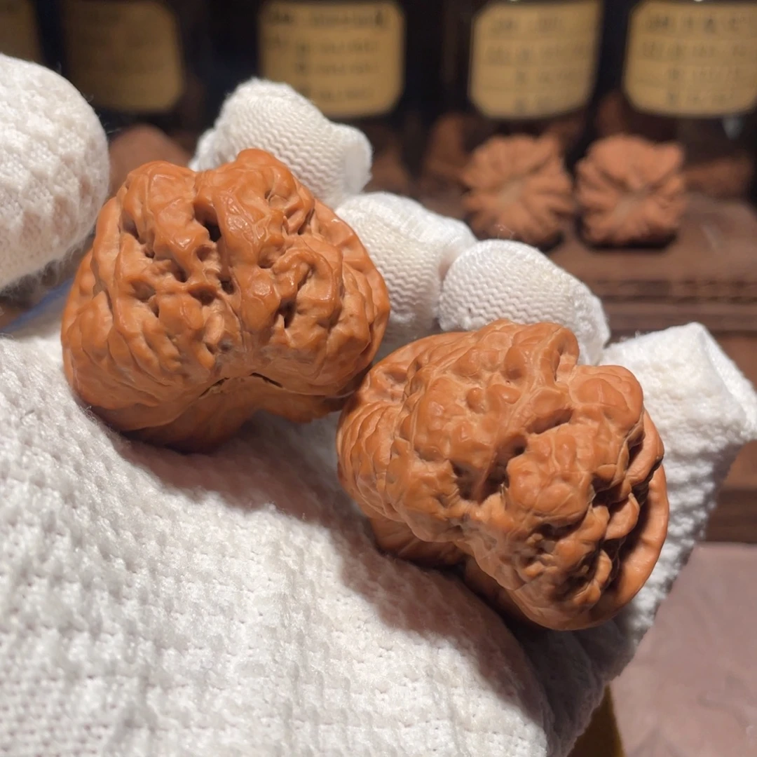 陈***新把件文玩核桃43肌肉蛙饼