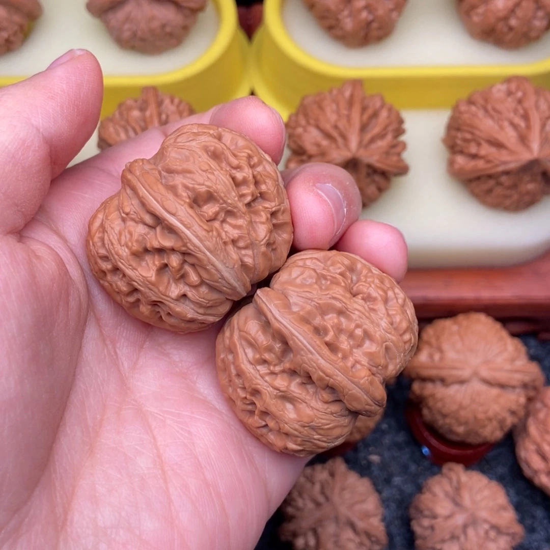 文玩核桃把件小**?38精品粗筋元宝