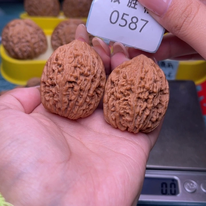 把件文玩核桃依**得大蒜头35.0587