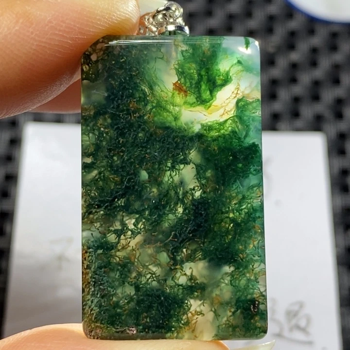 未镶嵌颈饰玛瑙/玉髓?**?