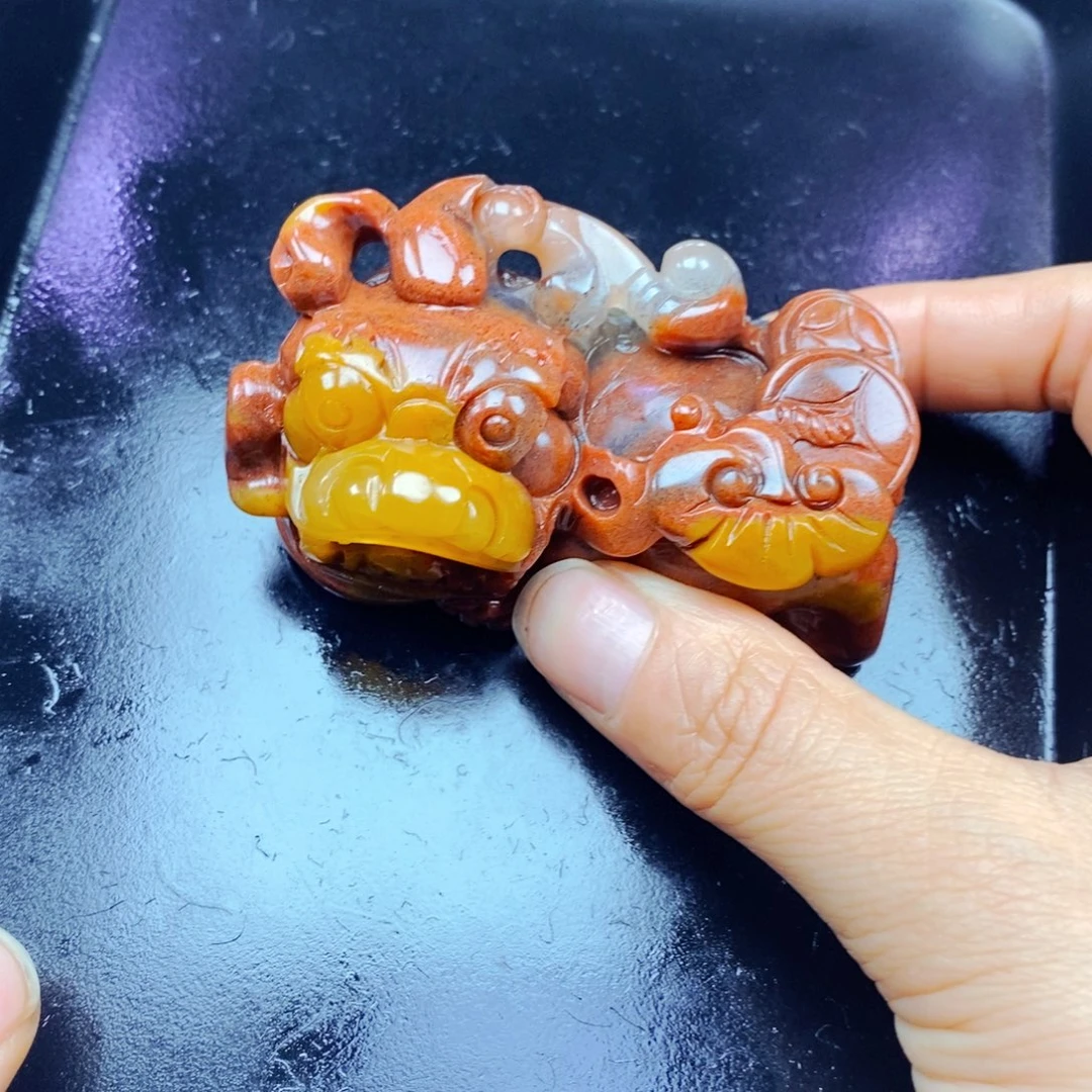 石英质玉（黄龙玉）未镶嵌吊坠(不含链)