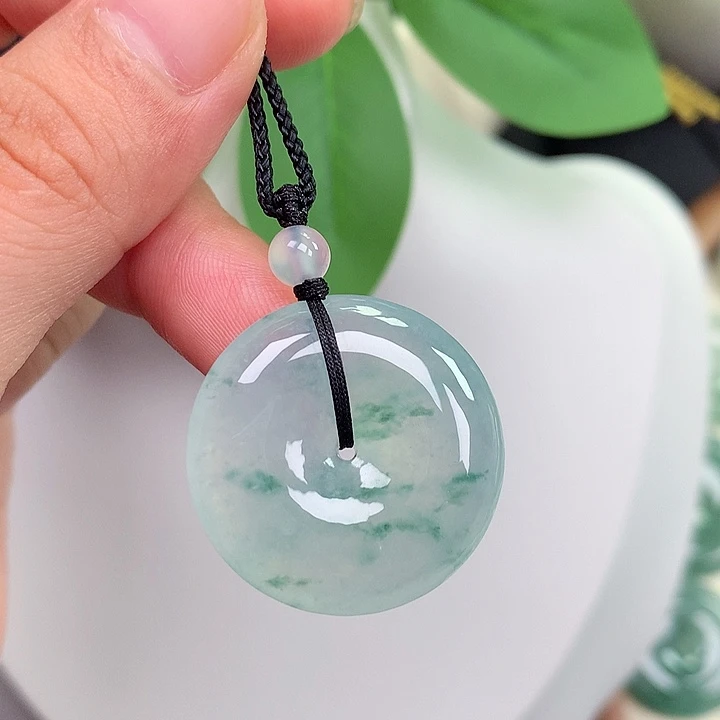 颈饰未镶嵌翡翠平安扣 25.9x6.0mm