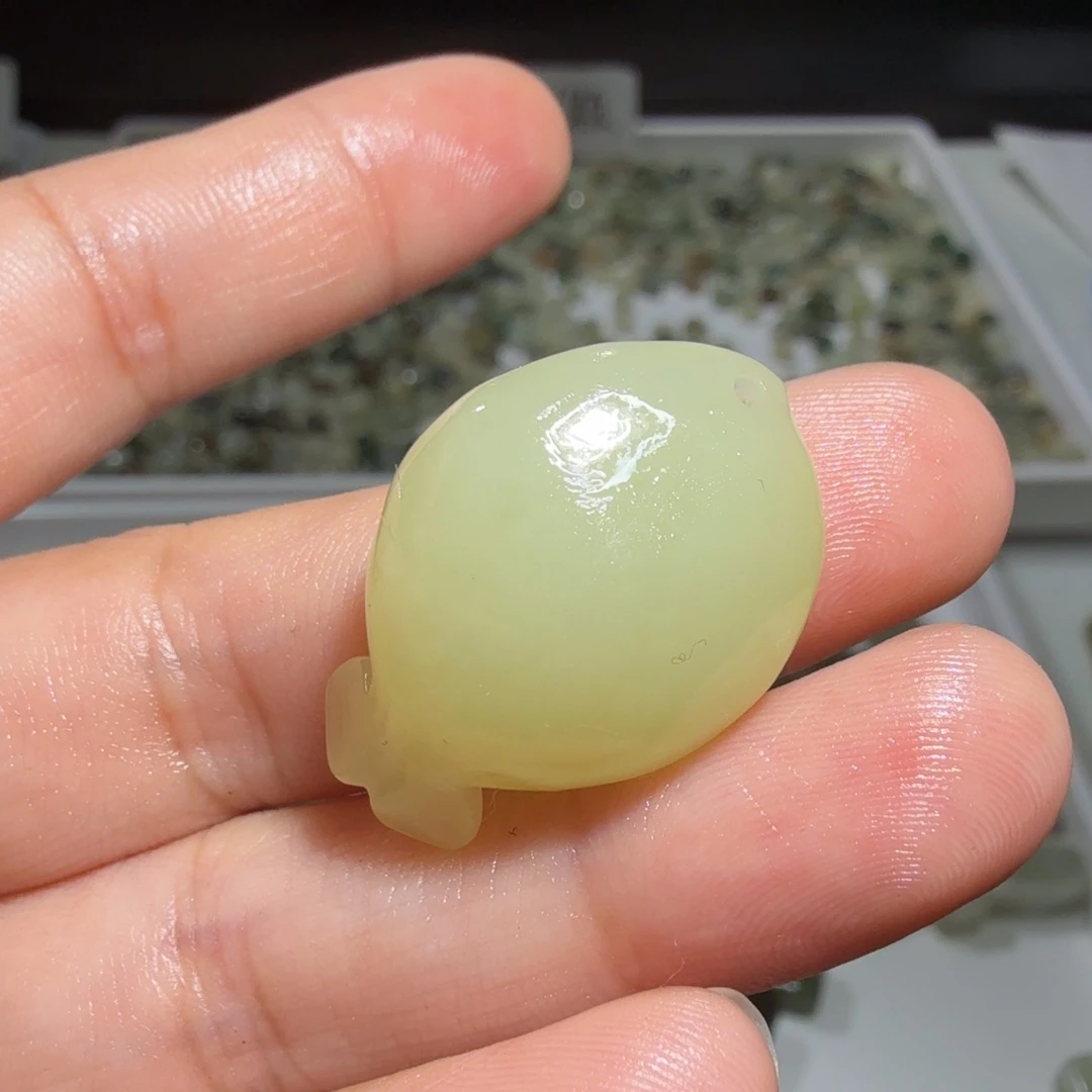 和田玉未镶嵌珠宝奇石