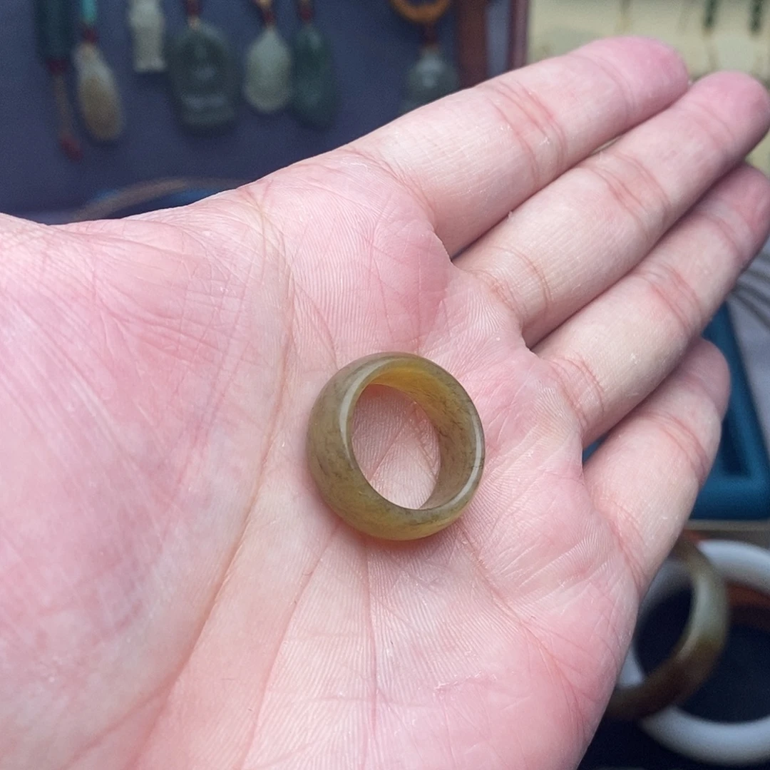 和田玉未镶嵌颈饰圈口17.3