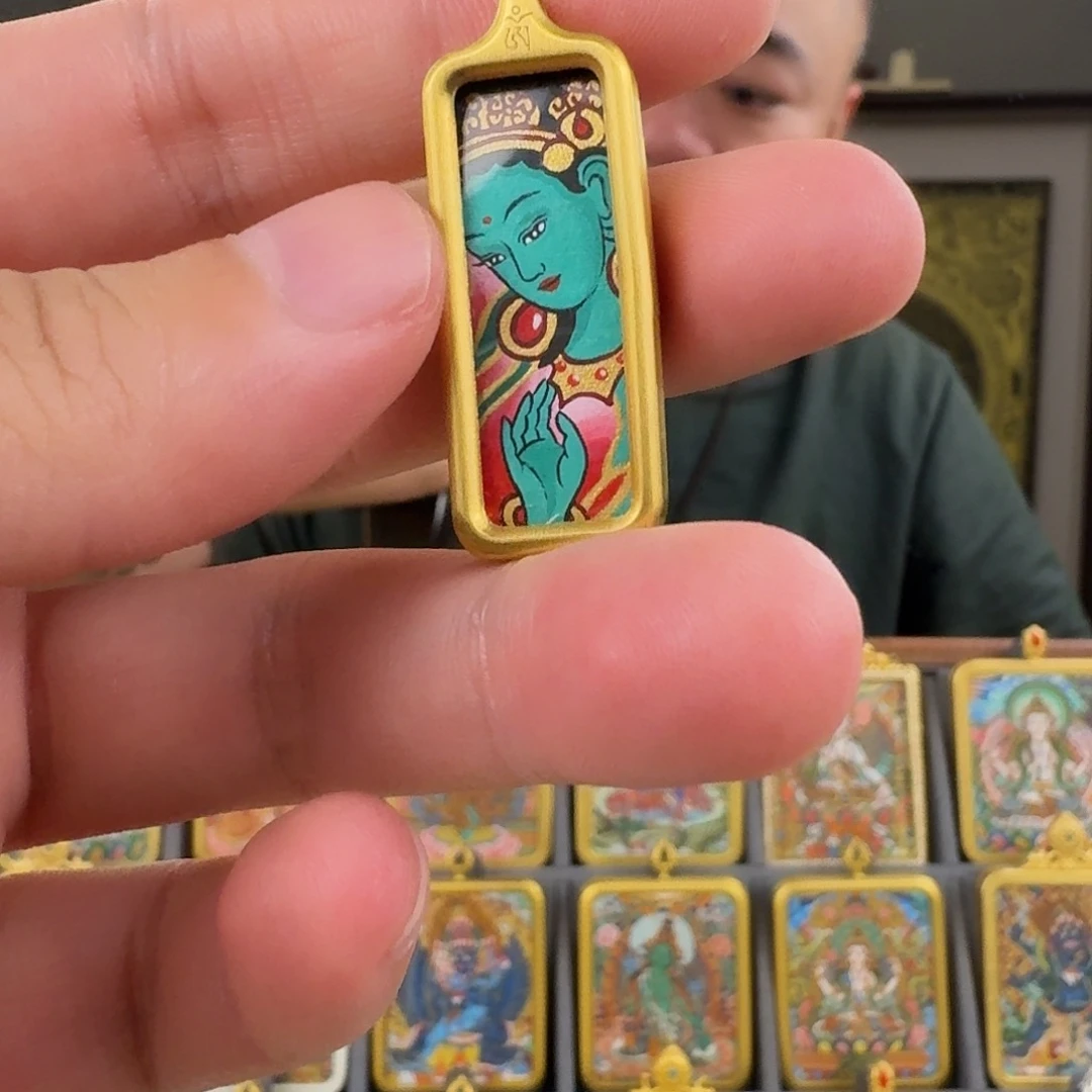 名***哦吊坠纯手绘绿度母小金条唐卡