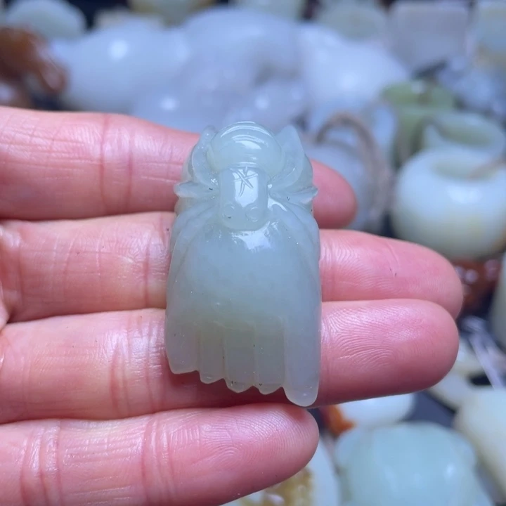 和田玉挂件未镶嵌