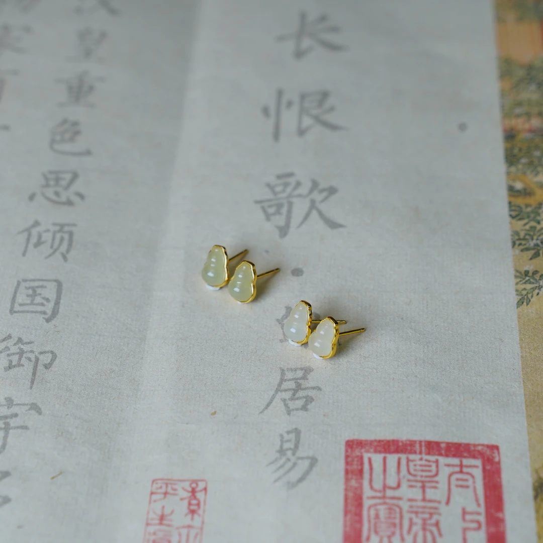 【睿泽赏宝】S925银和田玉葫芦耳钉多样性发一 8*6*3 KL0130044