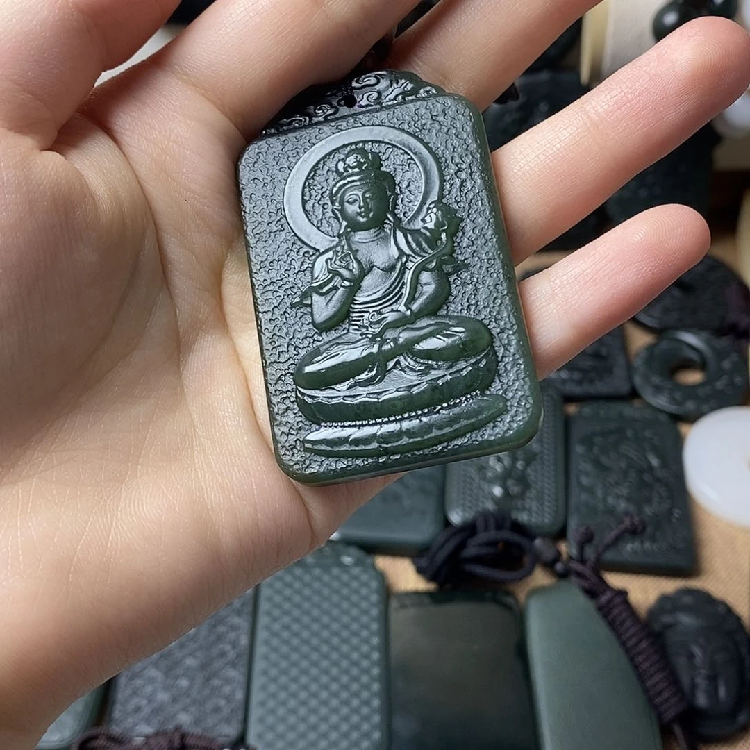 和田玉颈饰未镶嵌