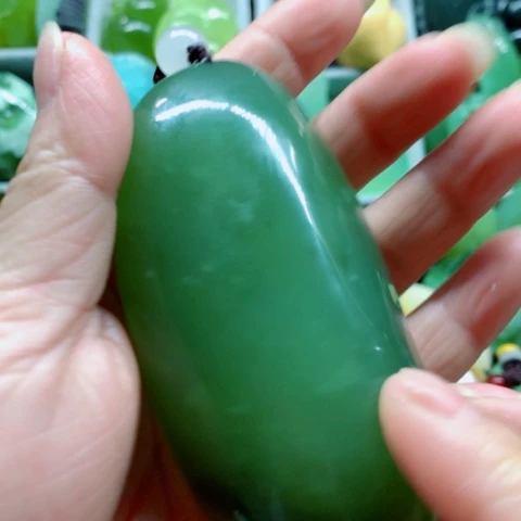蛇纹石玉未镶嵌手把件