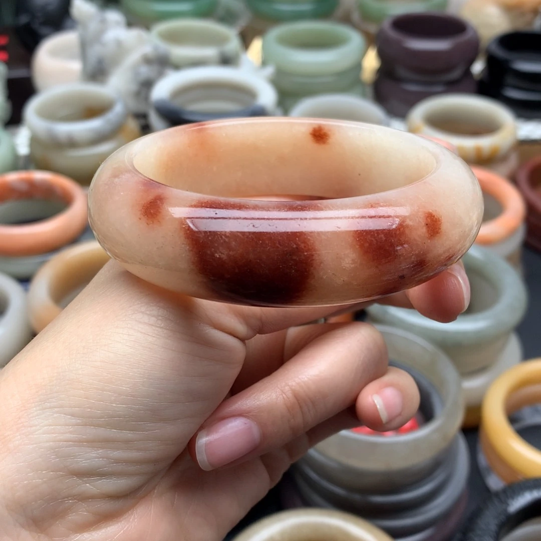 石英质玉手镯未镶嵌右**瑰