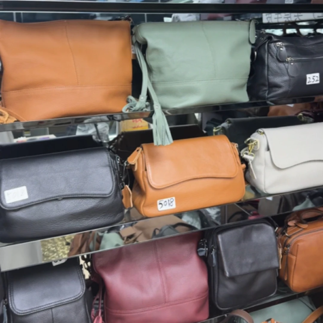 真皮小挎包女牛皮欧若风单肩包百搭贝壳包手机包休闲简约斜挎包包