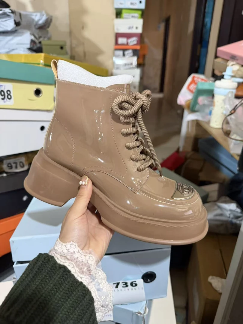 B-736新款百搭舒适真皮软面短靴女3583-4720