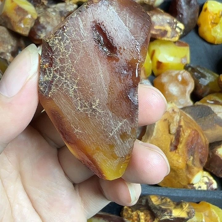 定制琥珀未镶嵌牙牙料水滴