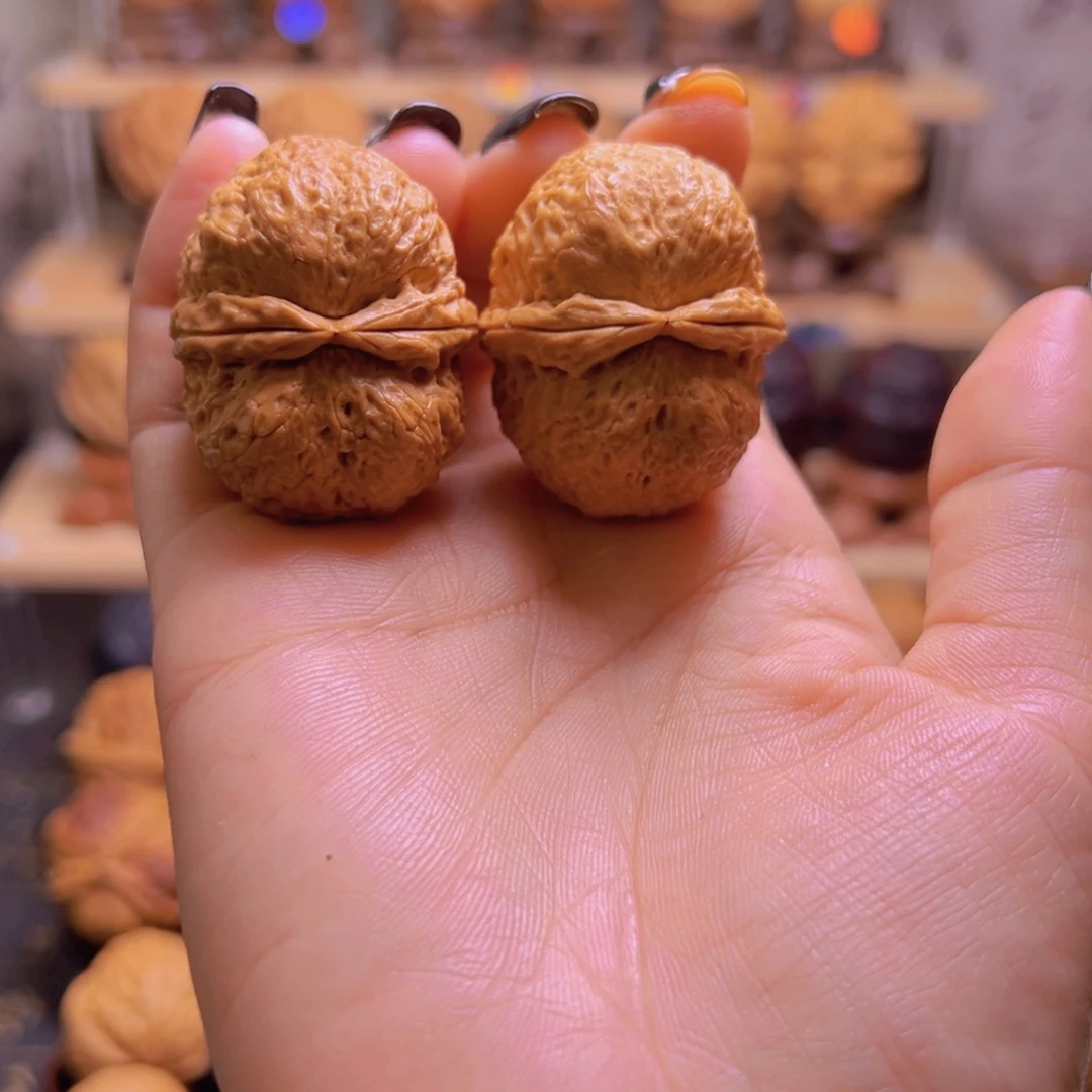 吊坠桃核粗筋元宝H13、37……