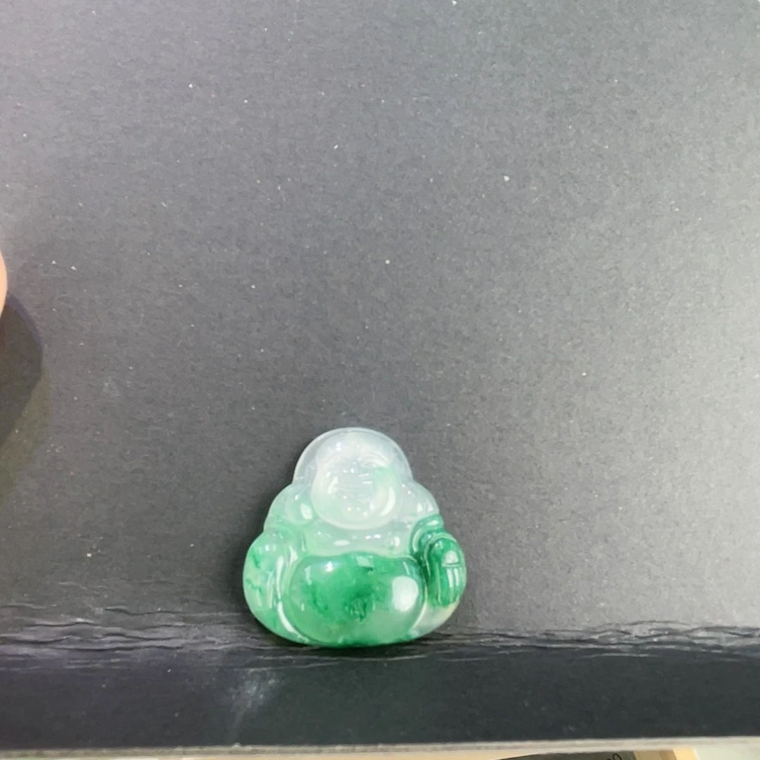 石英质玉未镶嵌颈饰