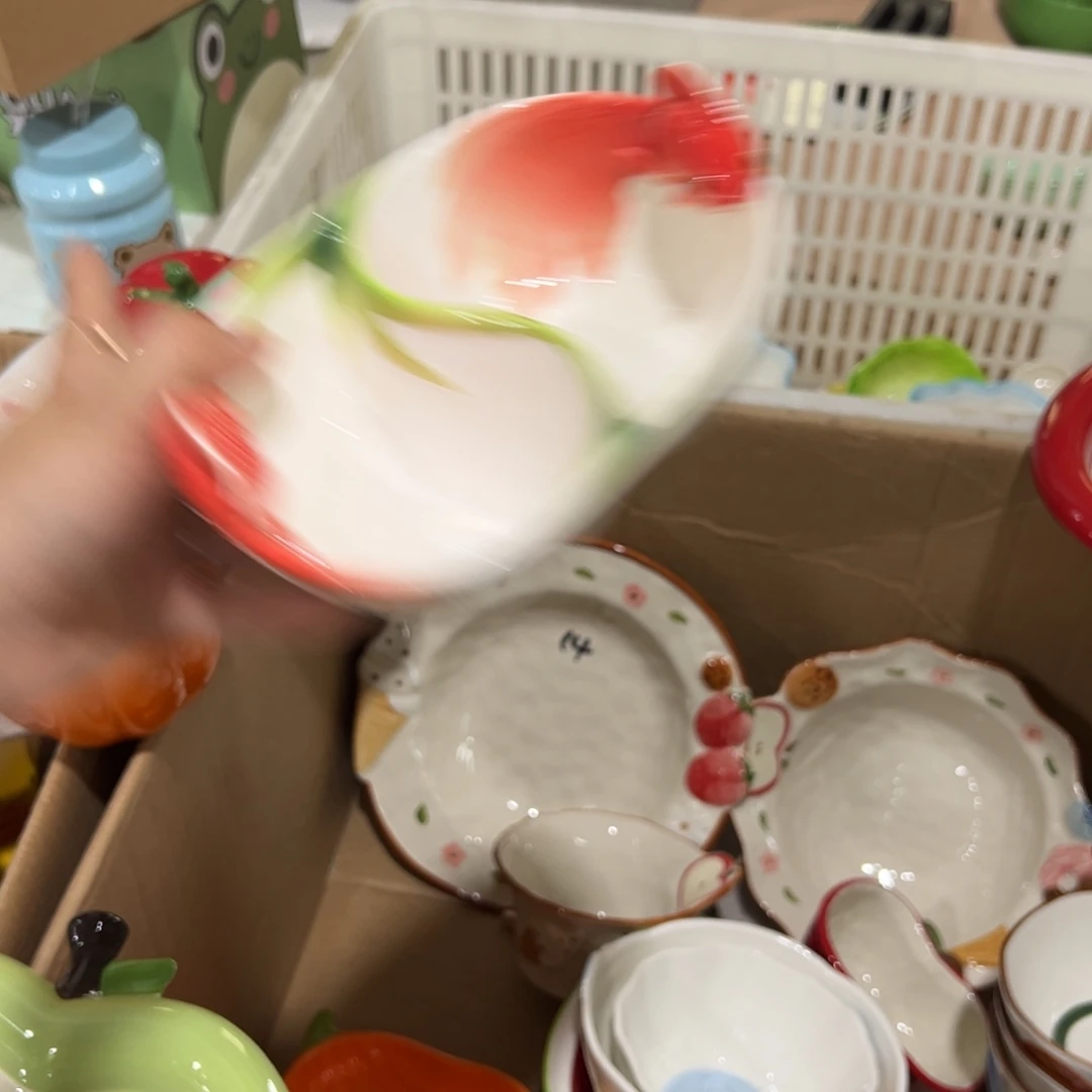 瓷微瑕品介意别拍谢谢！