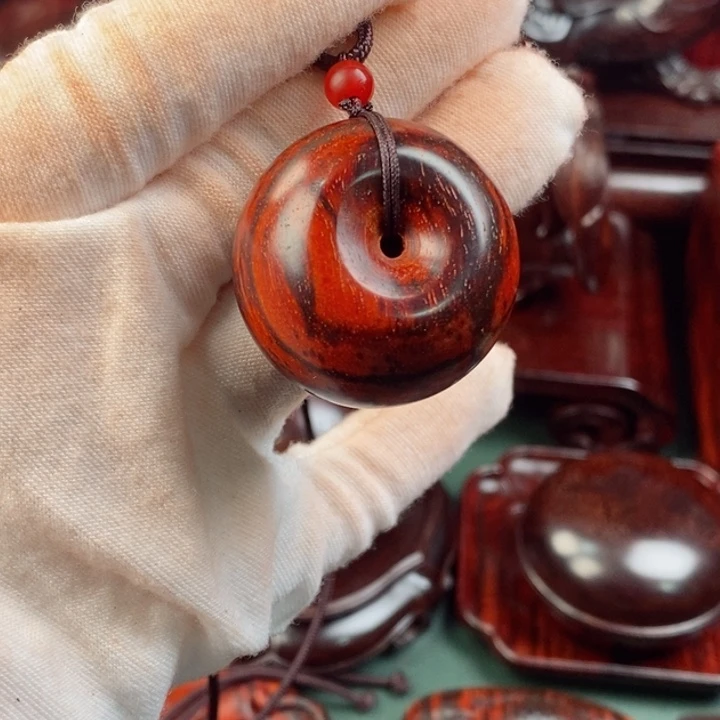 彩***南其他小叶紫檀（檀香紫檀）