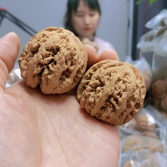 【闪购商品】把件文玩核桃42粗筋红皮