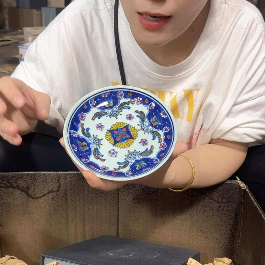 摆件////景德镇陶瓷器。绿