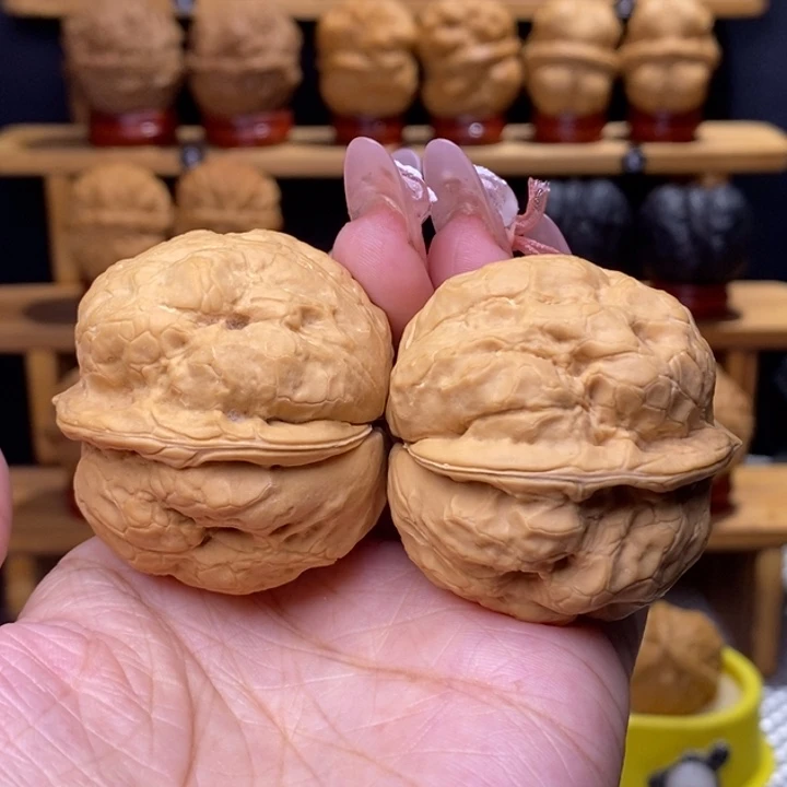 芥***末文玩核桃把件金蟾疙瘩包3号44尺