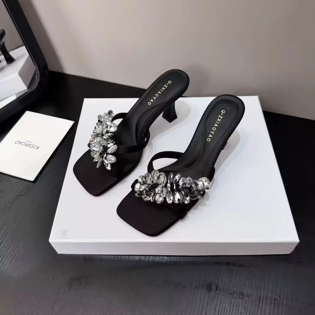 黑色水钻凉拖鞋女夏外穿2025超火新款爆款气质绝美高跟鞋