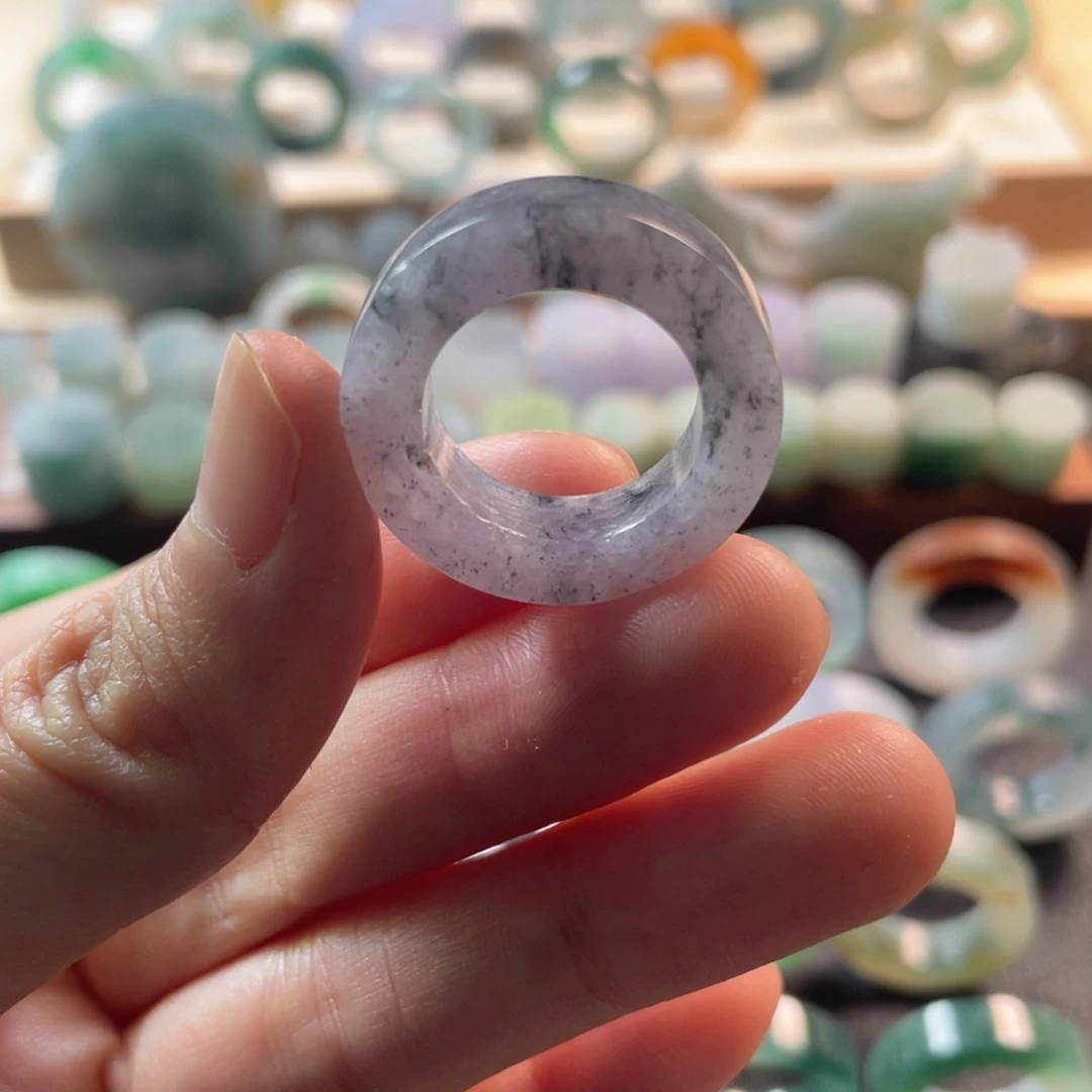 定制翡翠未镶嵌戒指