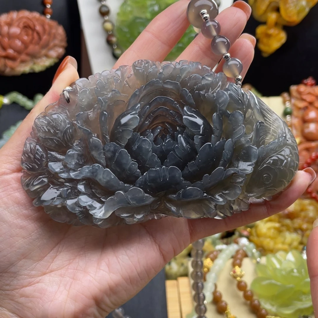 未镶嵌蛇纹石玉颈饰