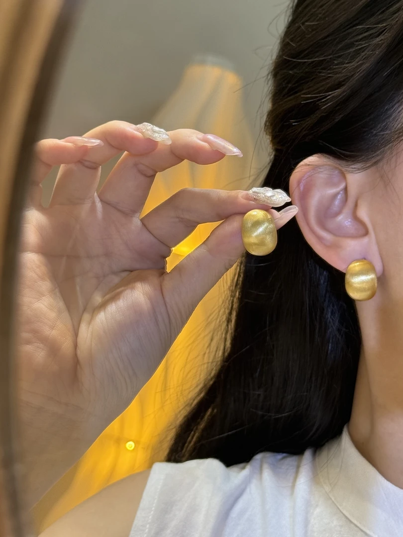 铜合金耳饰 lubilubi家~法式复古几何拉丝大耳环女轻奢小众哑光