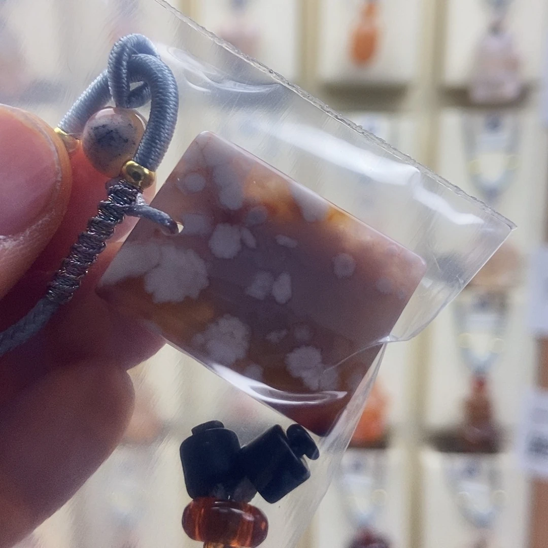 石英质玉颈饰未镶嵌忽**絮