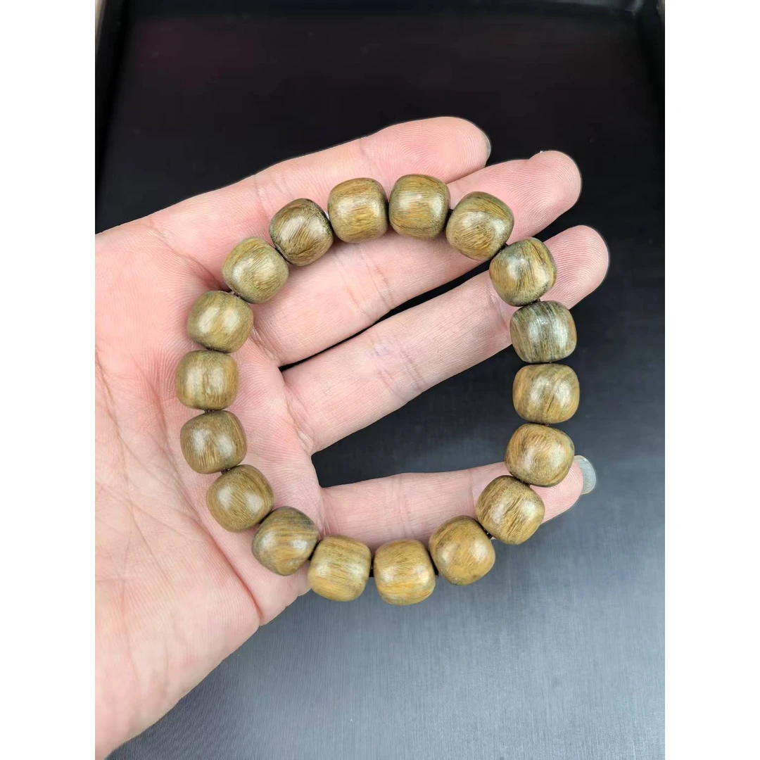 绿檀手串男女款卡12 245（无礼盒）