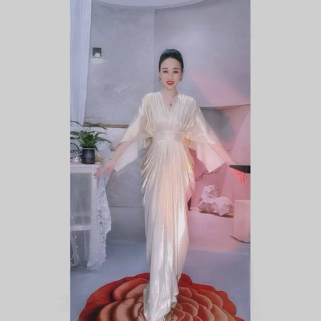 贵妇气质时尚遮肉长裙