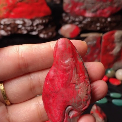 昌化鸡血石昌化鸡血石挂件