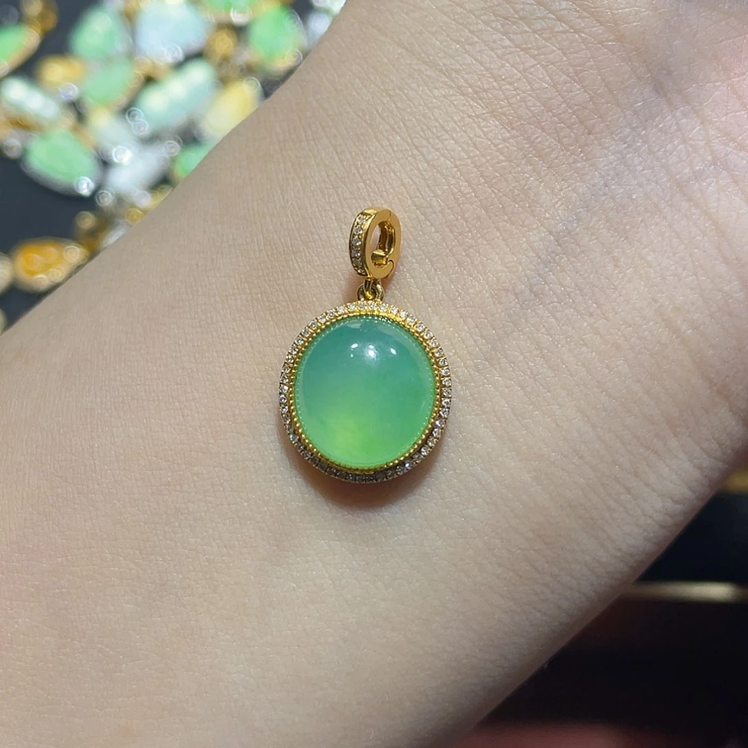 翡翠颈饰18K金镶嵌蓦*吊坠