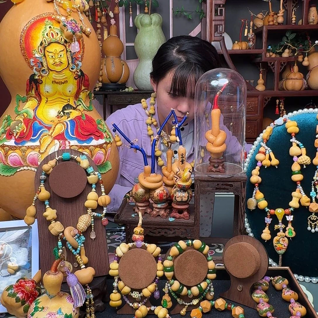 琳***8大叶紫檀（黑酸枝木类）