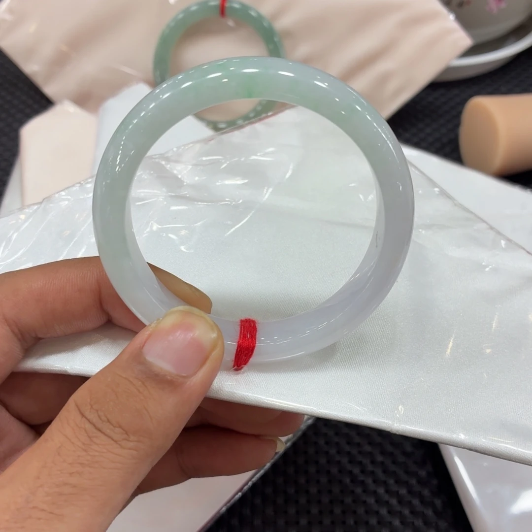 ****️翡翠未镶嵌手镯手镯