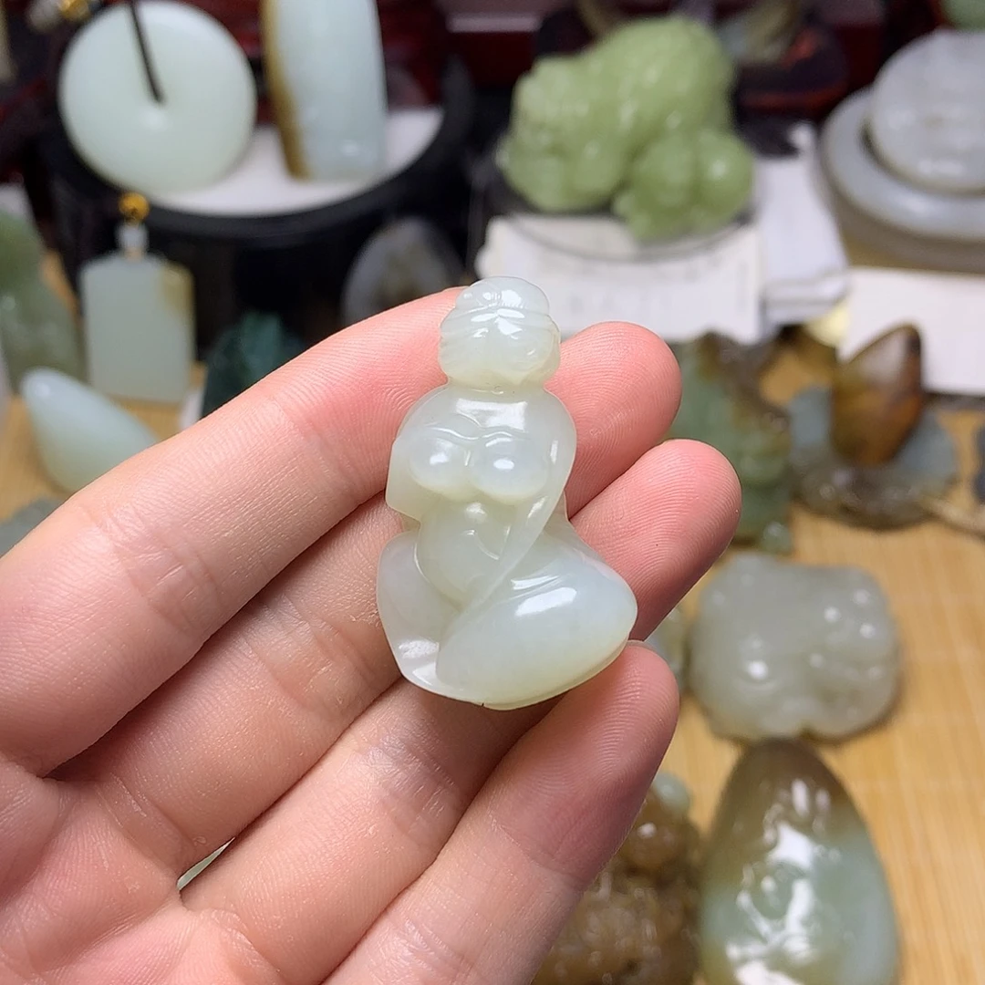 未镶嵌和田玉挂件