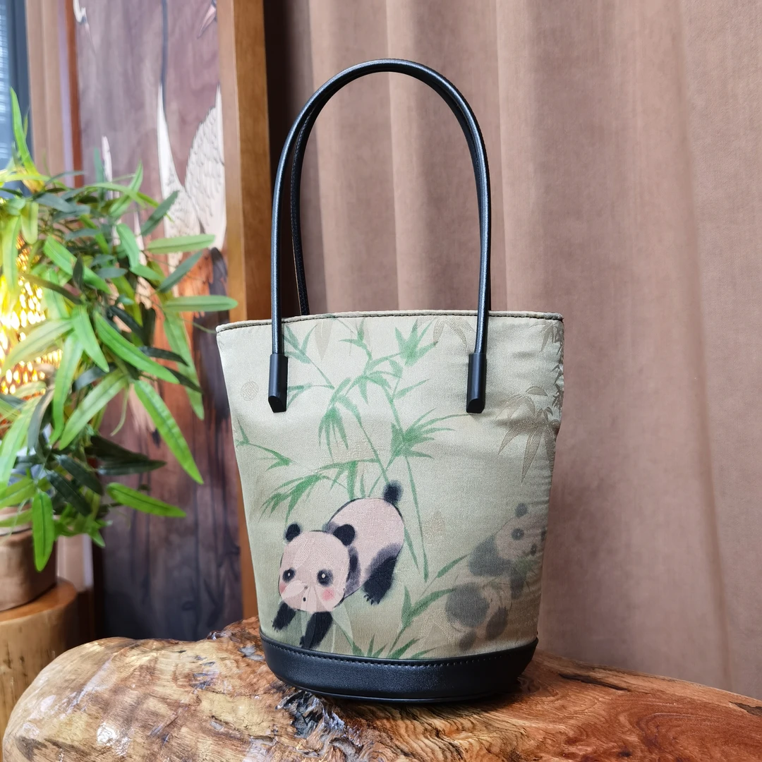 富美服装精品店高端定制手提包01