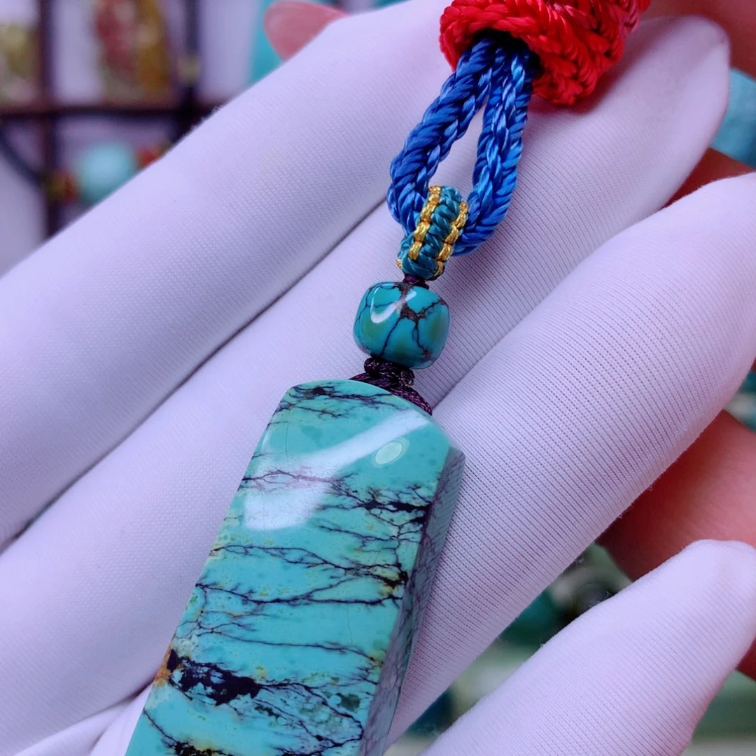 绿松石未镶嵌原矿绿松石