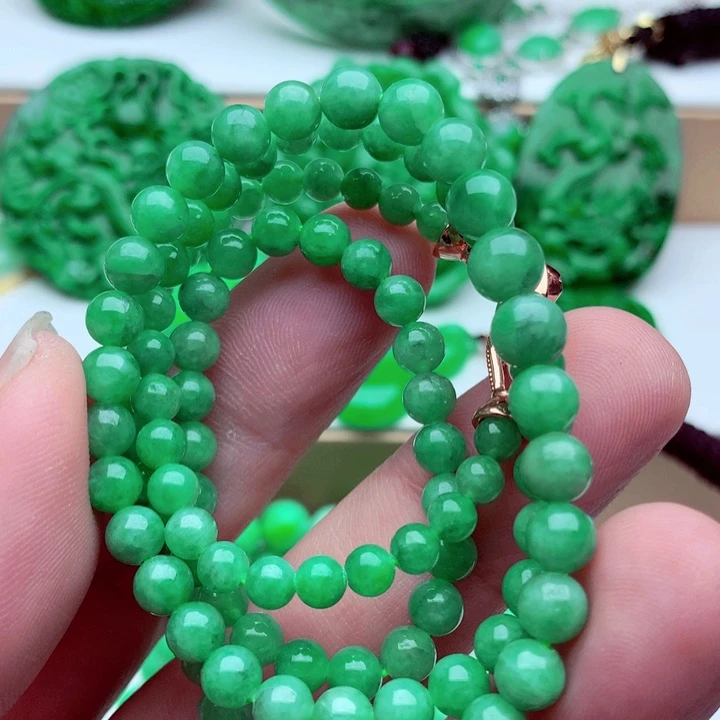 翡翠未镶嵌毛衣链