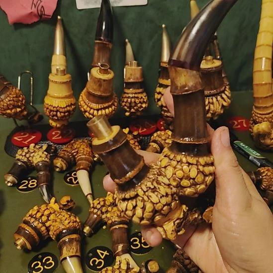 心***通贵州特色竹根烟斗工艺品手把件