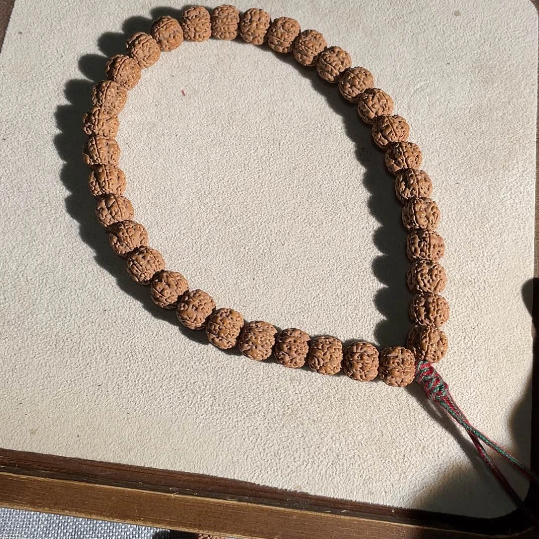 金刚菩提吊坠老树梅花手持11mm