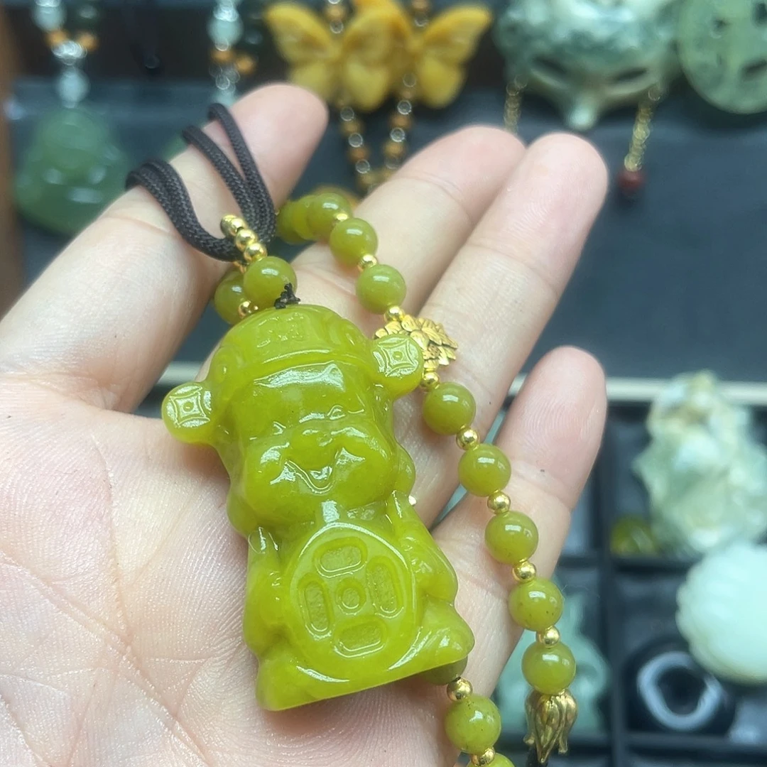 未镶嵌蛇纹石玉颈饰