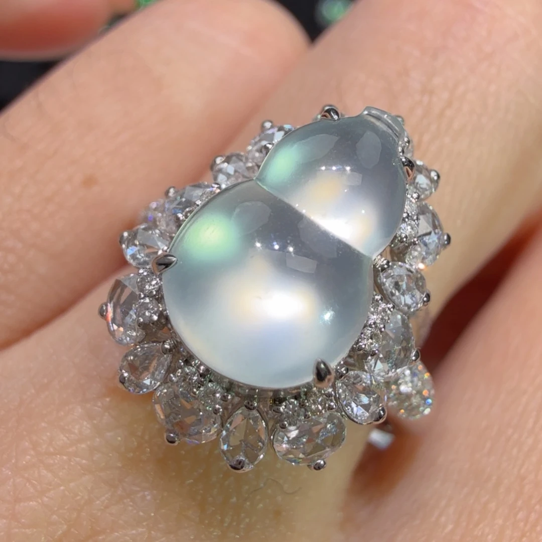 翡翠18K金镶嵌戒指收到货48小时鉴赏期