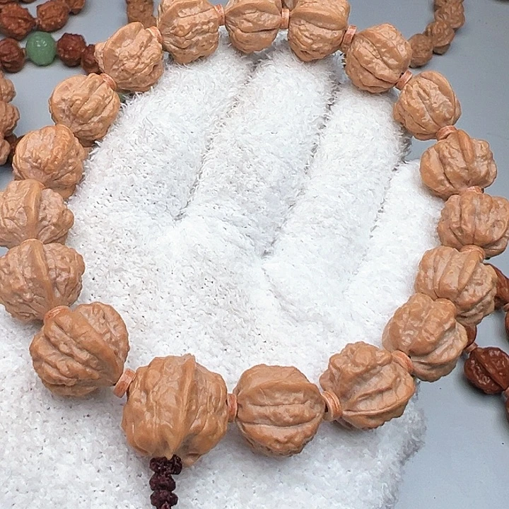 吊坠猴头核桃金蟾16/17飞碟