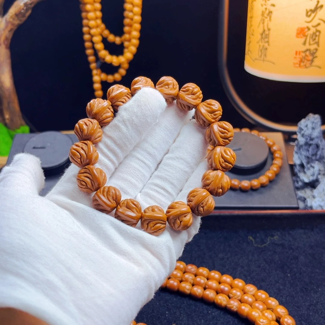 F***。桃核吊坠野生桃核