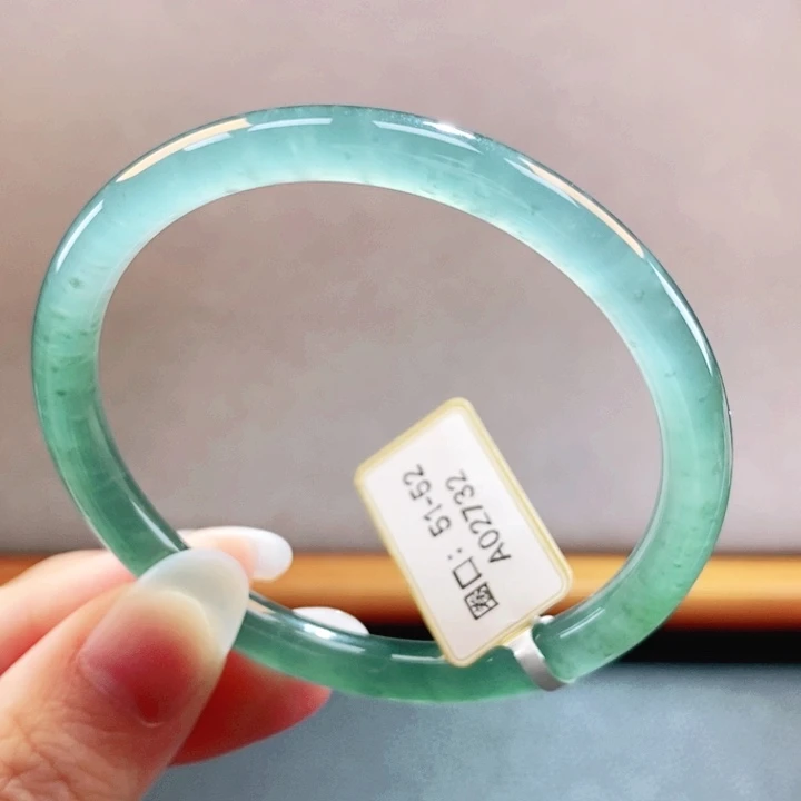 翡翠未镶嵌手镯翡翠手镯28