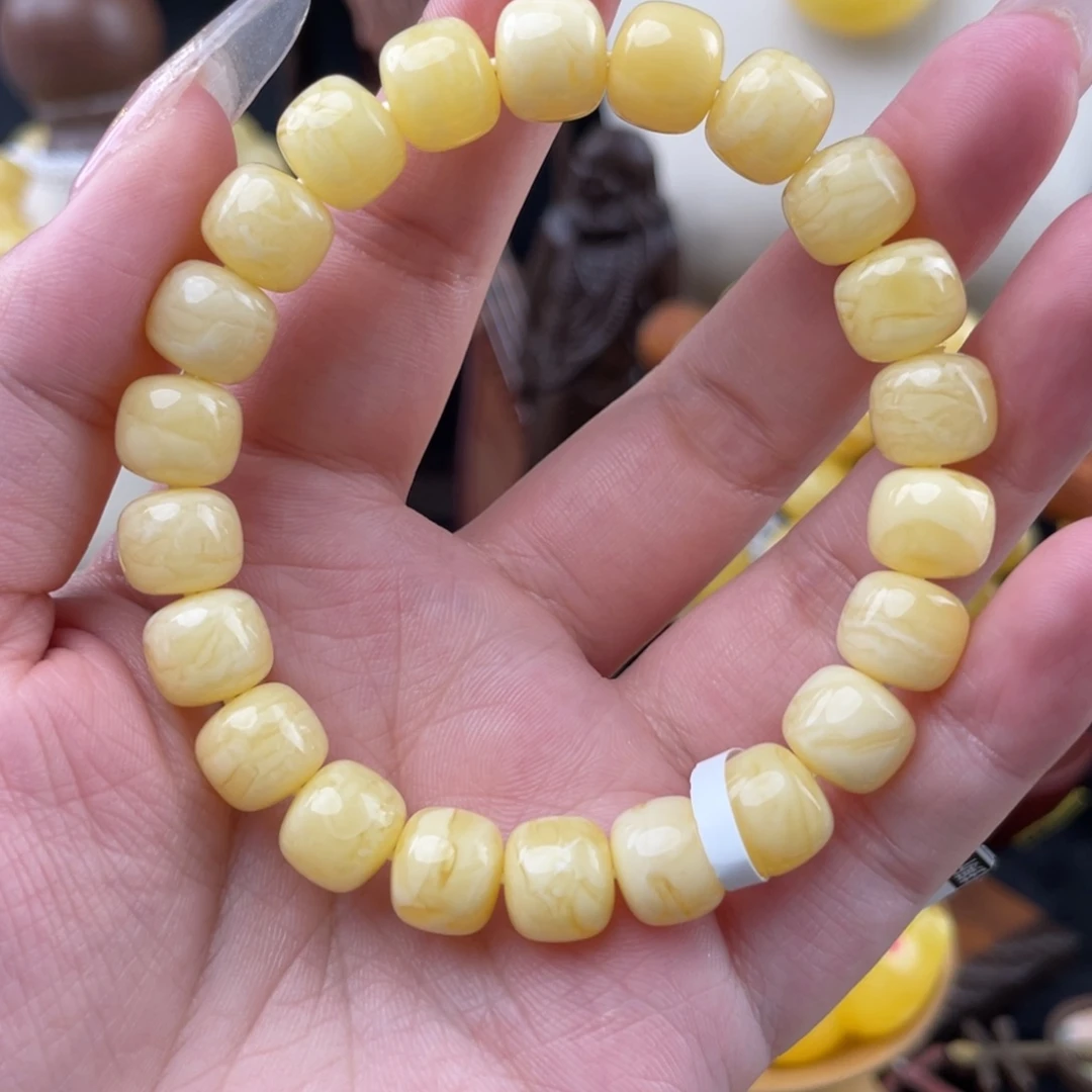 琥珀未镶嵌裸石浓蜡虎皮10