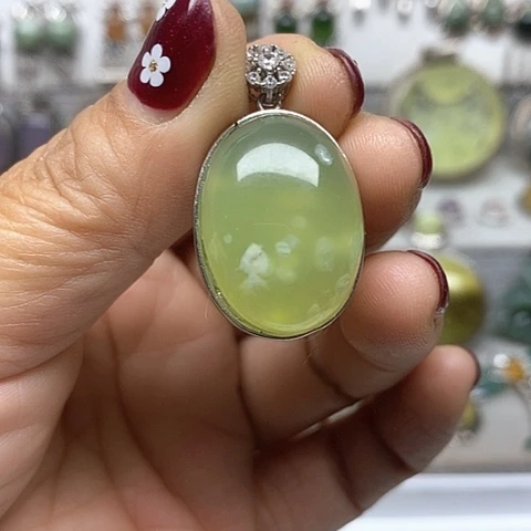 蛇纹石玉银S925镶嵌吊坠