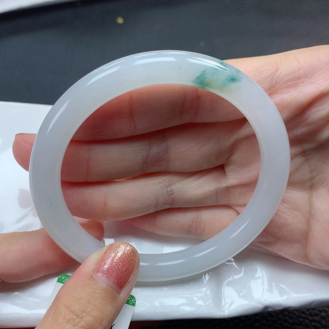 翡翠手镯未镶嵌冰胶飘花57圈口