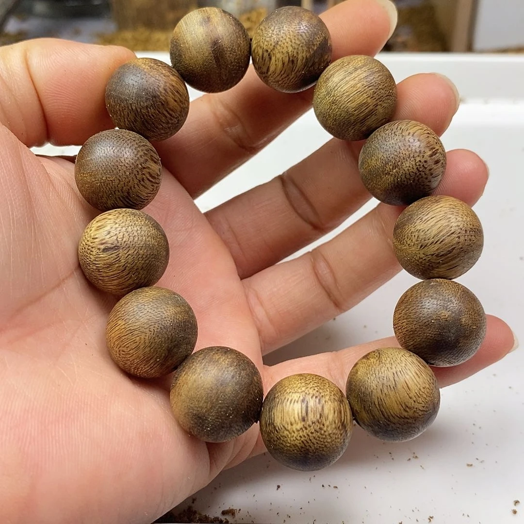 沉香手串绿棋楠规格1.8-19